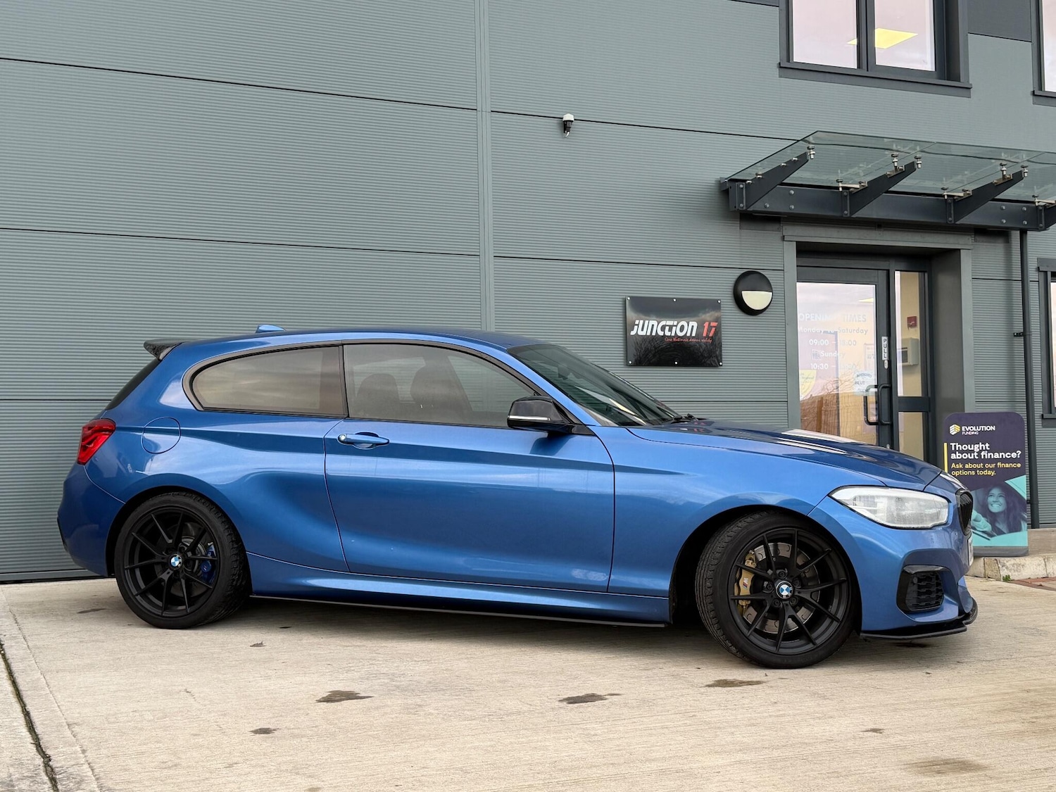 Used BMW 1 Series 2016 for sale - 76952905: Photo 2