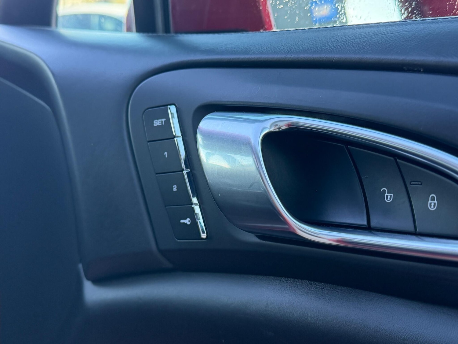 Used Porsche Cayenne 2017 for sale - 76667311: Photo 14