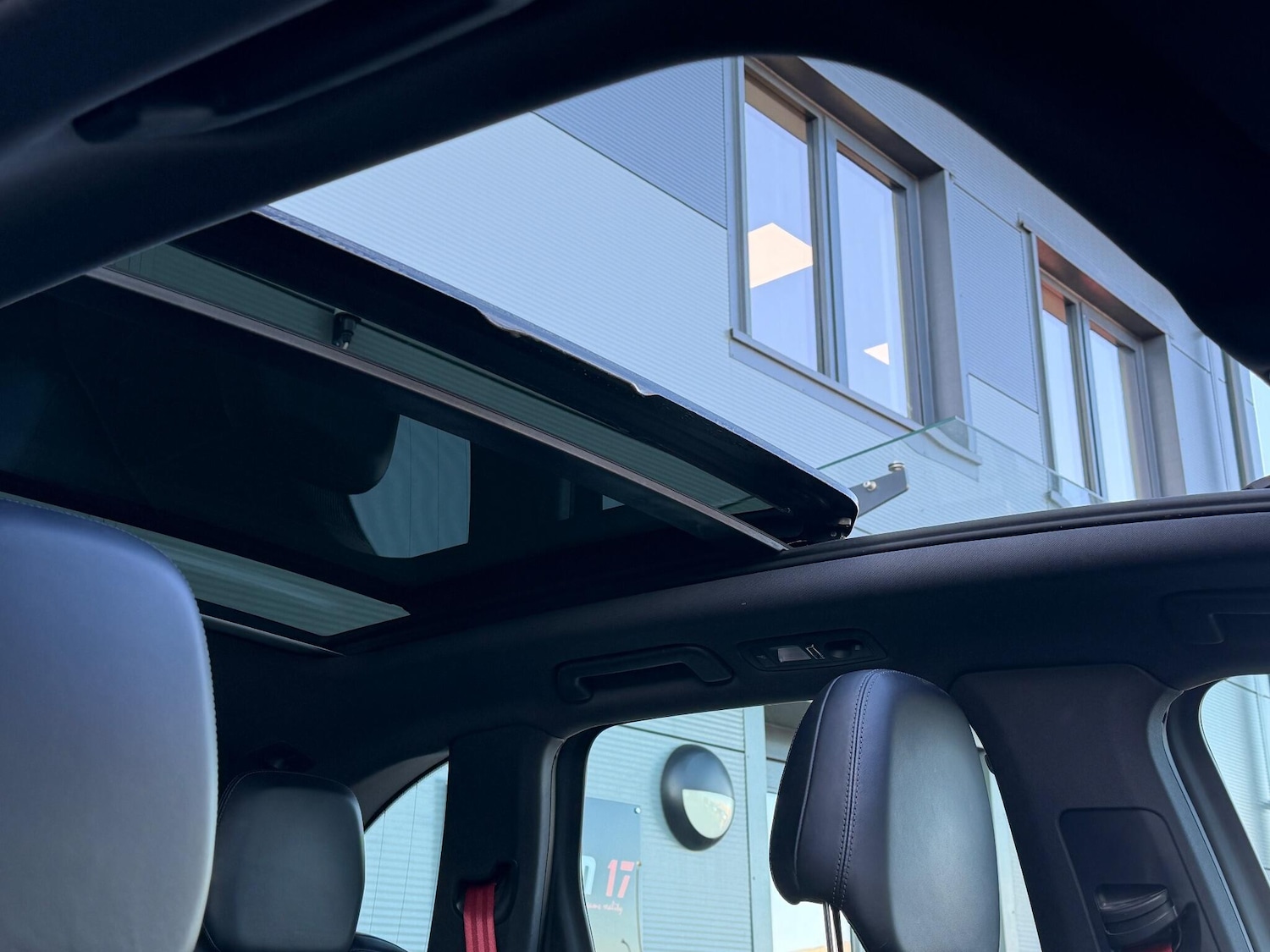 Used Porsche Cayenne 2017 for sale - 76667311: Photo 9