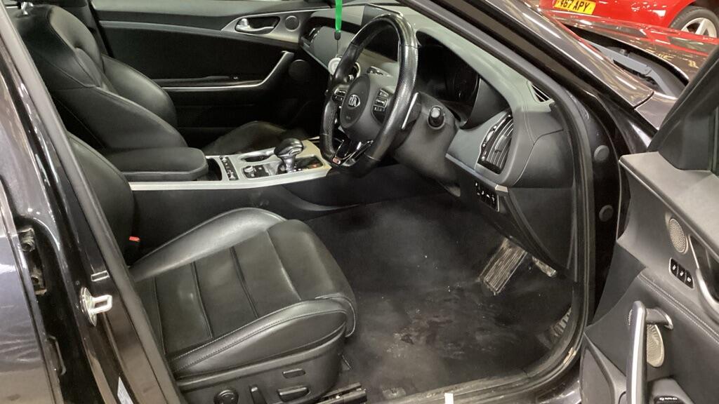 Used Kia Stinger 2018 for sale - 77495794: Photo 9