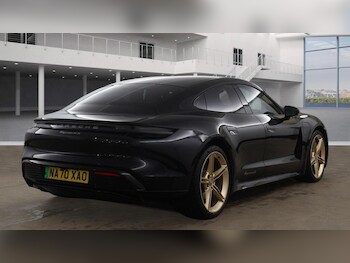 Used Porsche Taycan 2020 for sale - 77784693: Photo