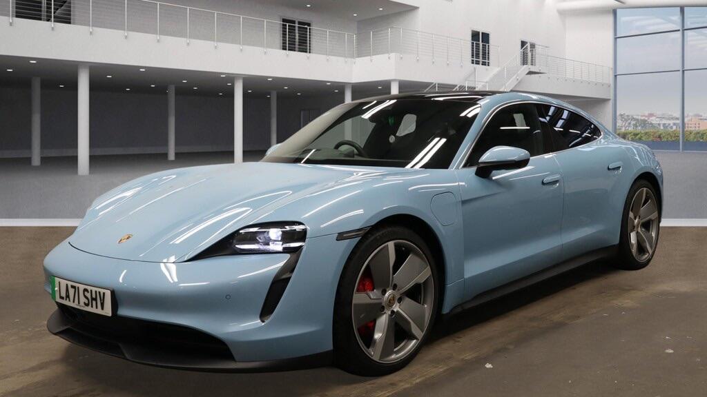 Used Porsche Taycan 2022 for sale - 77783796: Photo 2