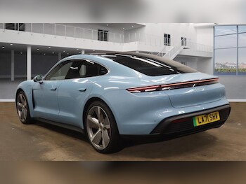 Used Porsche Taycan 2022 for sale - 77783796: Photo