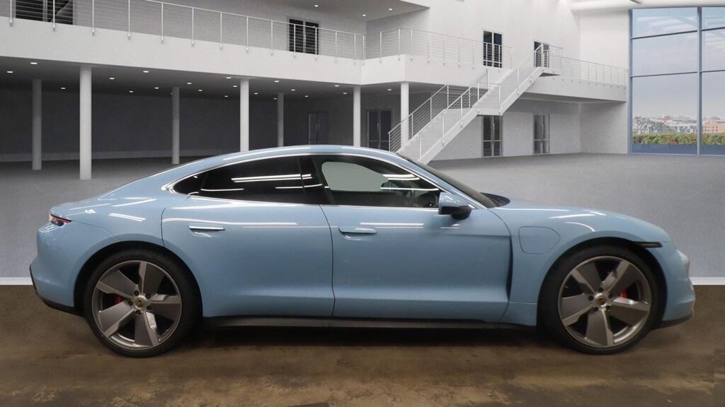 Used Porsche Taycan 2022 for sale - 77783796: Photo 5