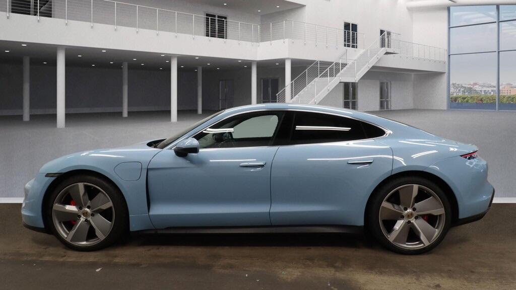 Used Porsche Taycan 2022 for sale - 77783796: Photo 6