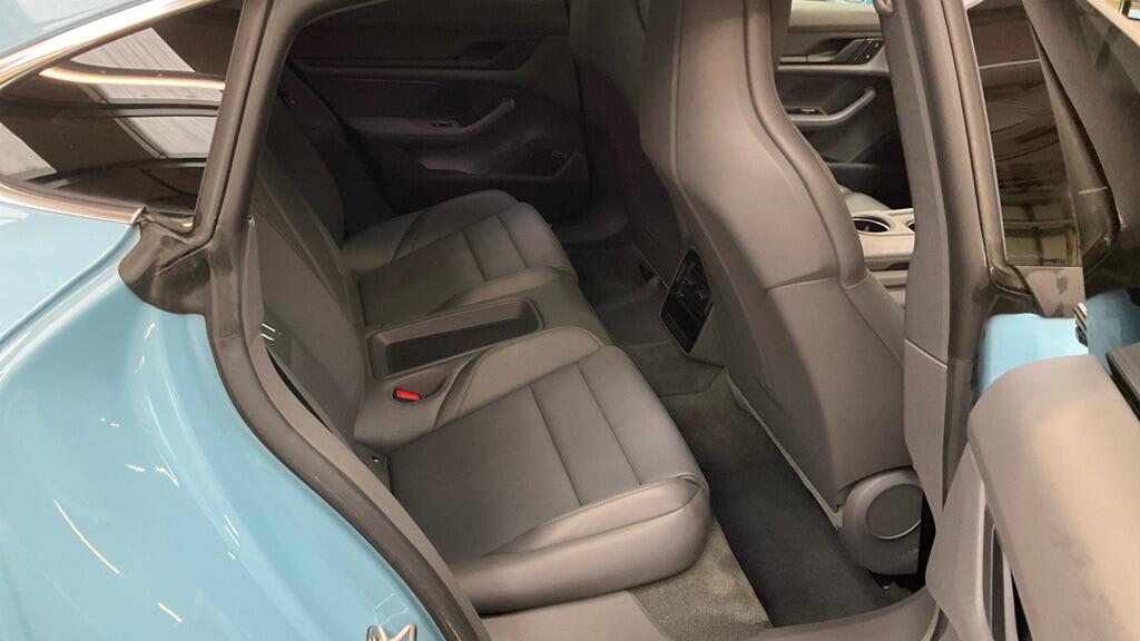 Used Porsche Taycan 2022 for sale - 77783796: Photo 7