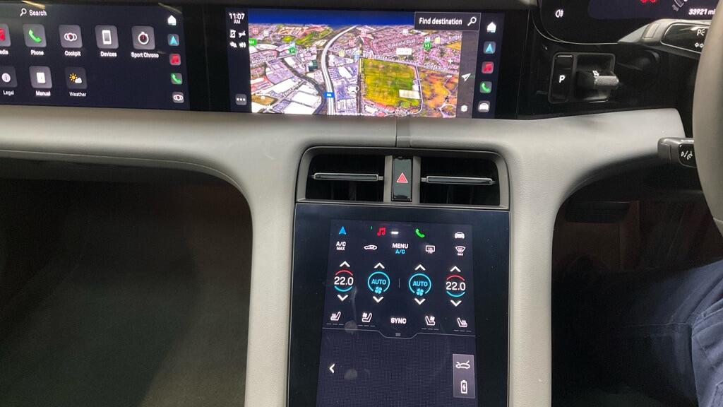 Used Porsche Taycan 2022 for sale - 77783796: Photo 9