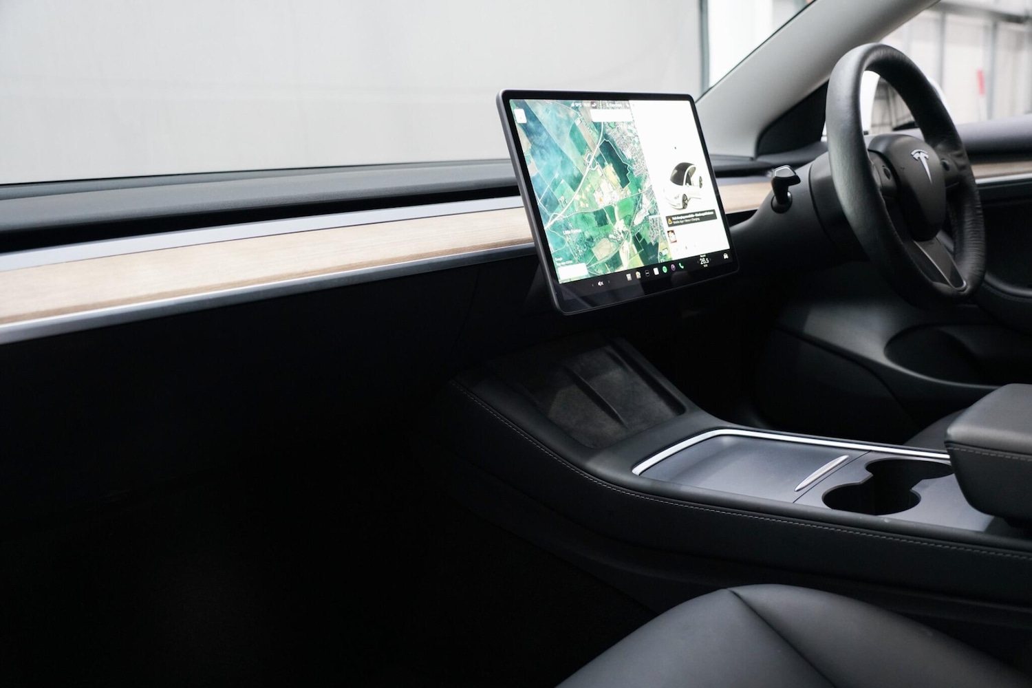 Used Tesla Model 3 2021 for sale - 76659125: Photo 28