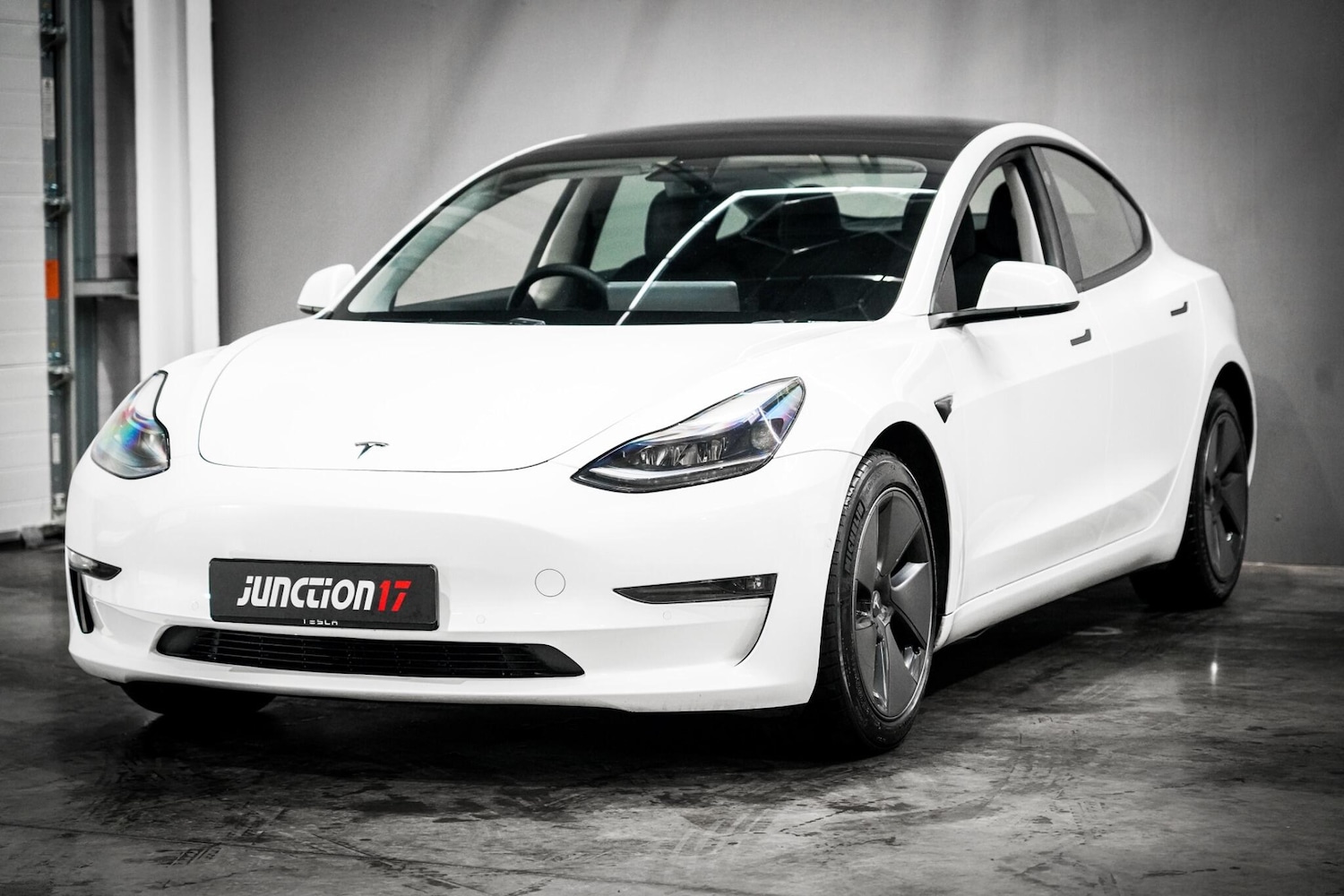 Used Tesla Model 3 2021 for sale - 76659125: Photo 3