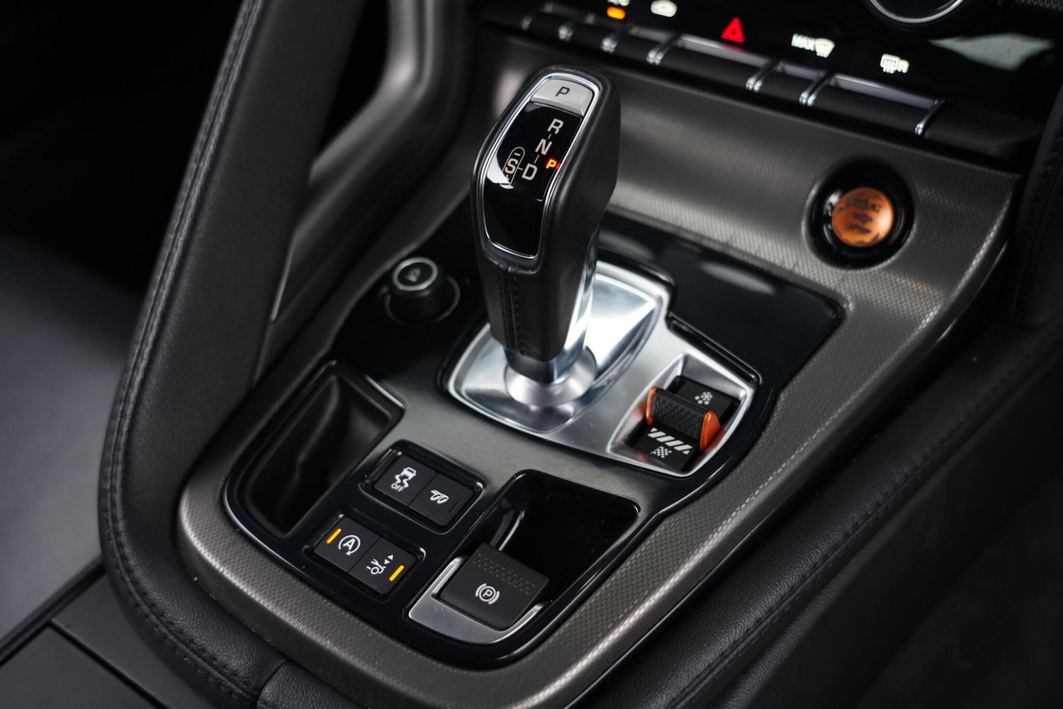 Used Jaguar F-Type 2015 for sale - 76965438: Photo 19