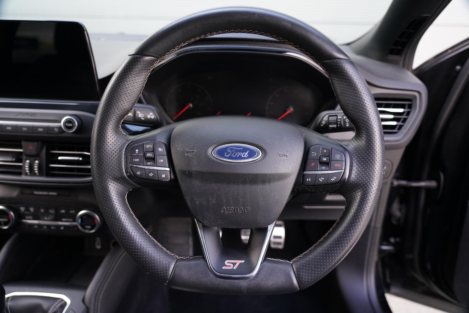 Used Ford Focus 2020 for sale - 76657281: Photo 11