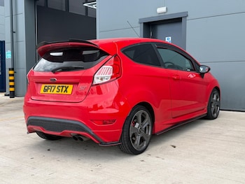Used Ford Fiesta 2017 for sale - 79075526: Photo
