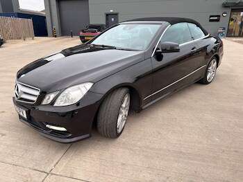 Used Mercedes-Benz E Class 2012 for sale - 76658582: Photo