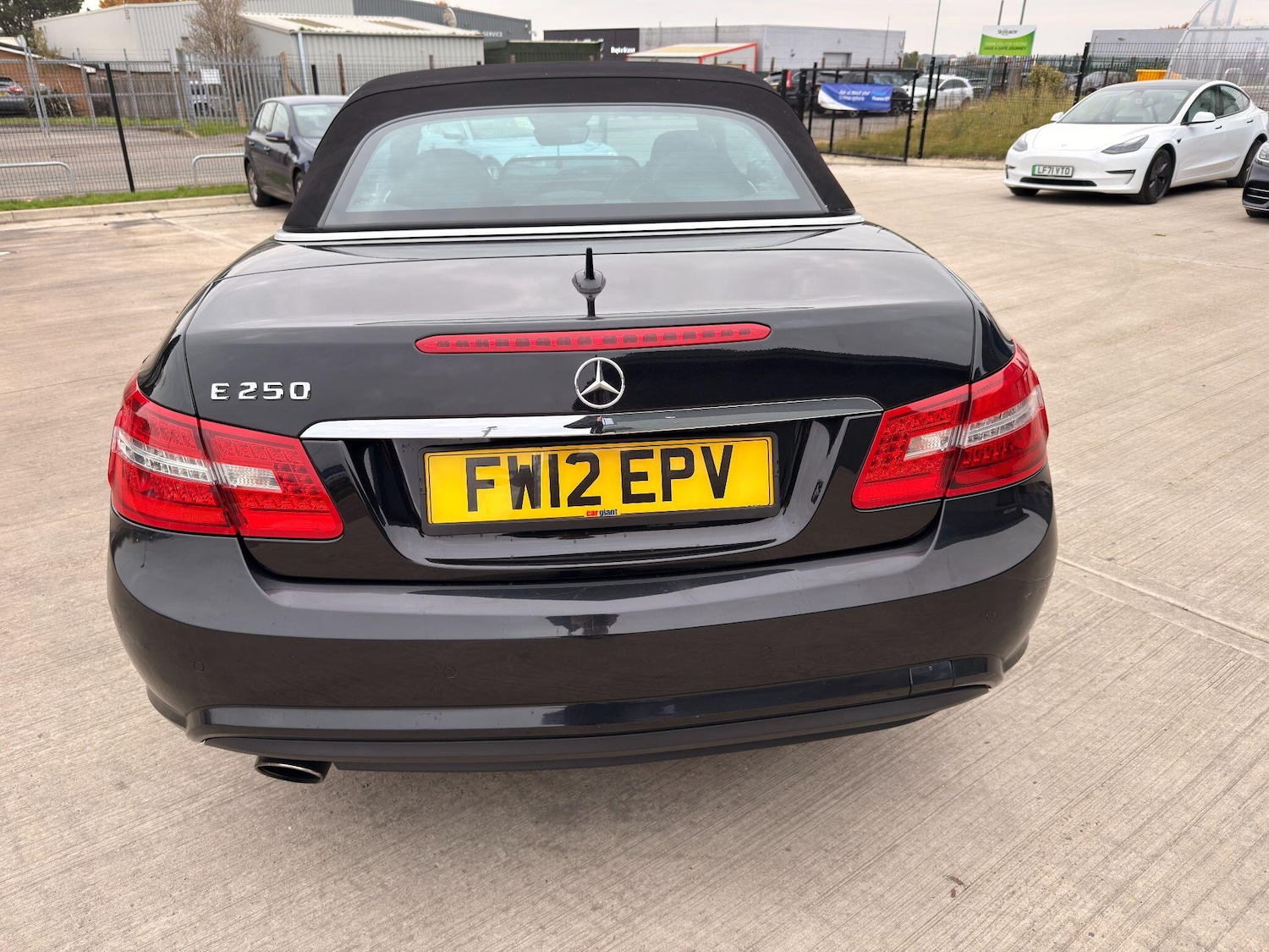 Used Mercedes-Benz E Class 2012 for sale - 76658582: Photo 6