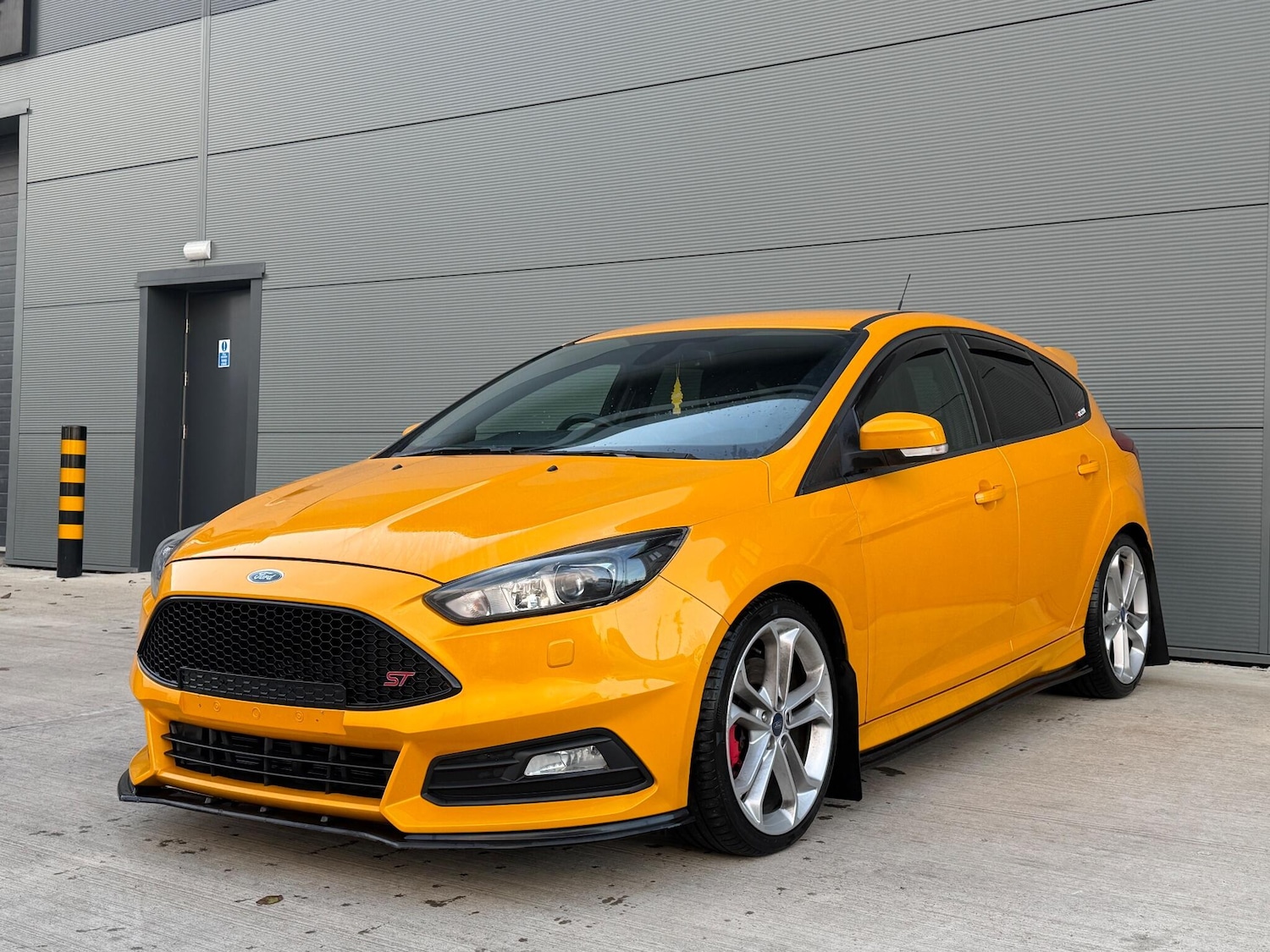 Used Ford Focus 2016 for sale - 76658887: Photo 5