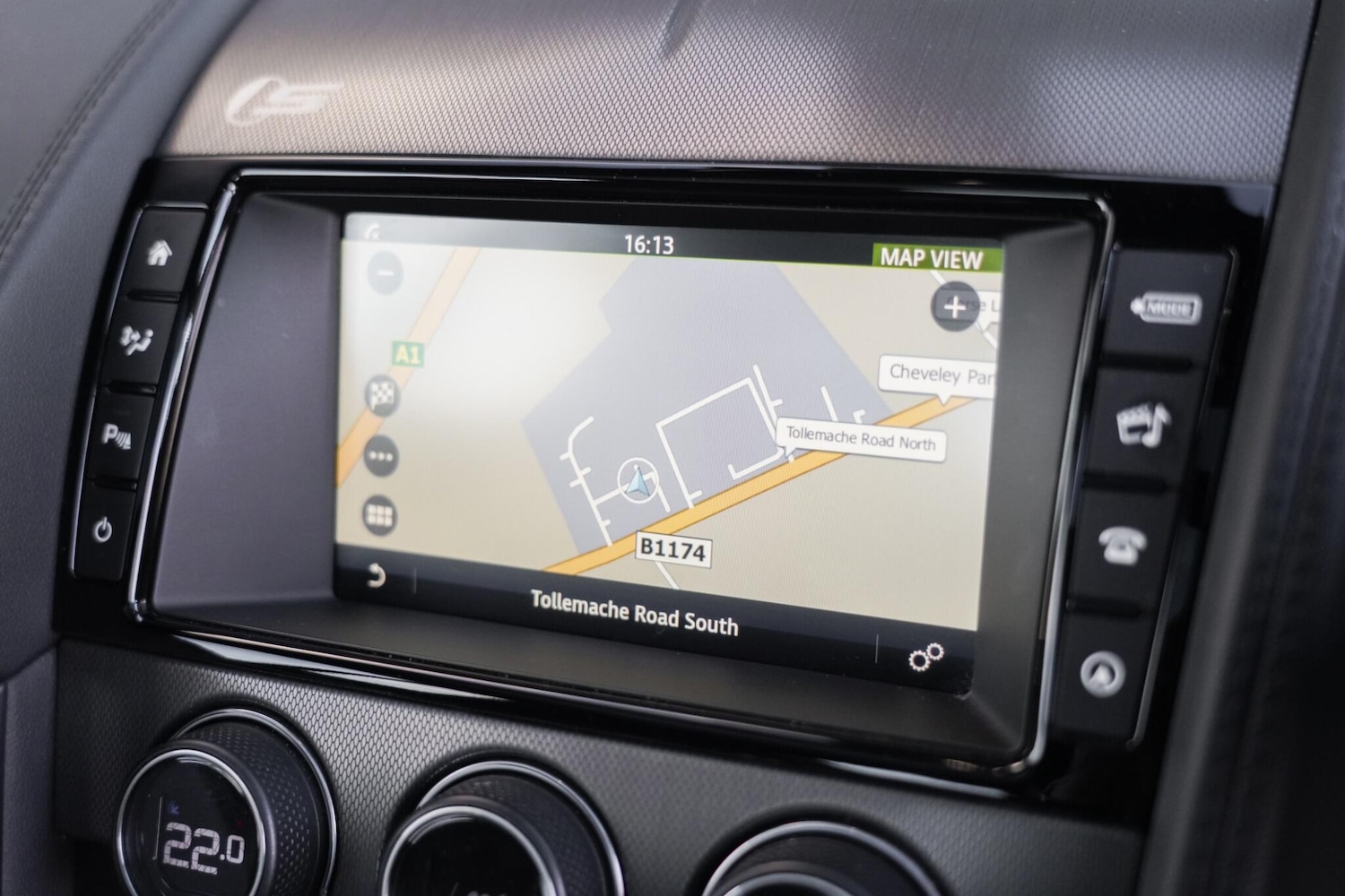 Used Jaguar F-Type 2015 for sale - 77066693: Photo 23