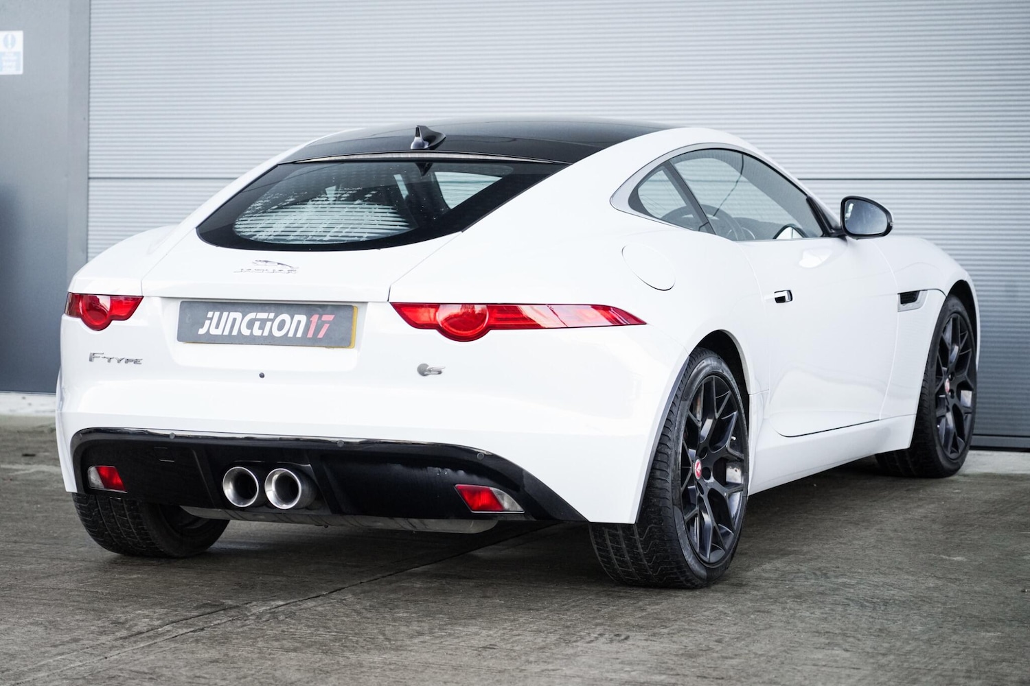 Used Jaguar F-Type 2015 for sale - 77066693: Photo 9