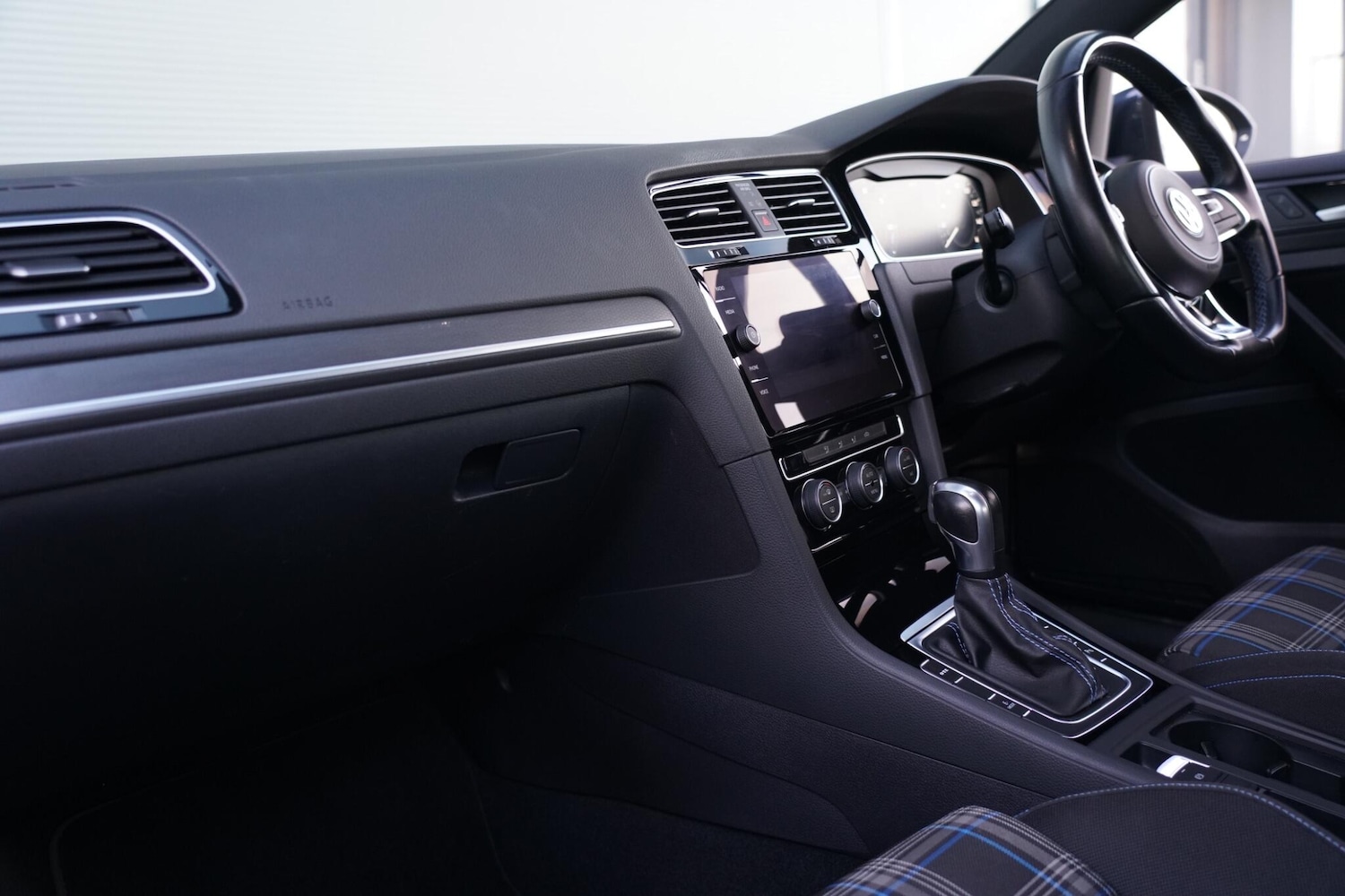 Used Volkswagen Golf 2020 for sale - 76855622: Photo 14