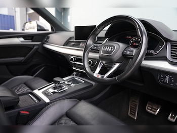 Used Audi Q5 2018 for sale - 77242854: Photo