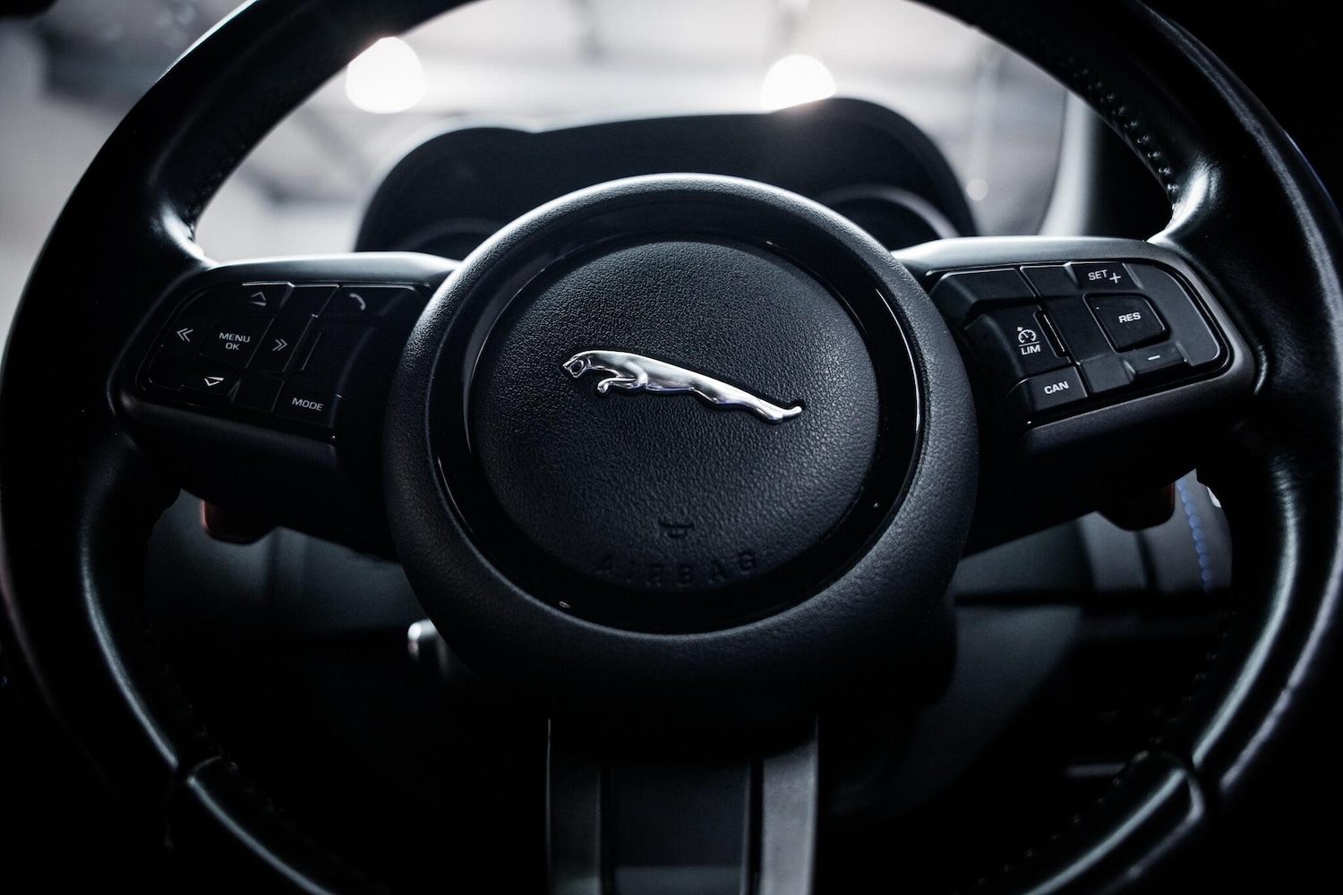 Used Jaguar F-Type 2016 for sale - 77386239: Photo 42