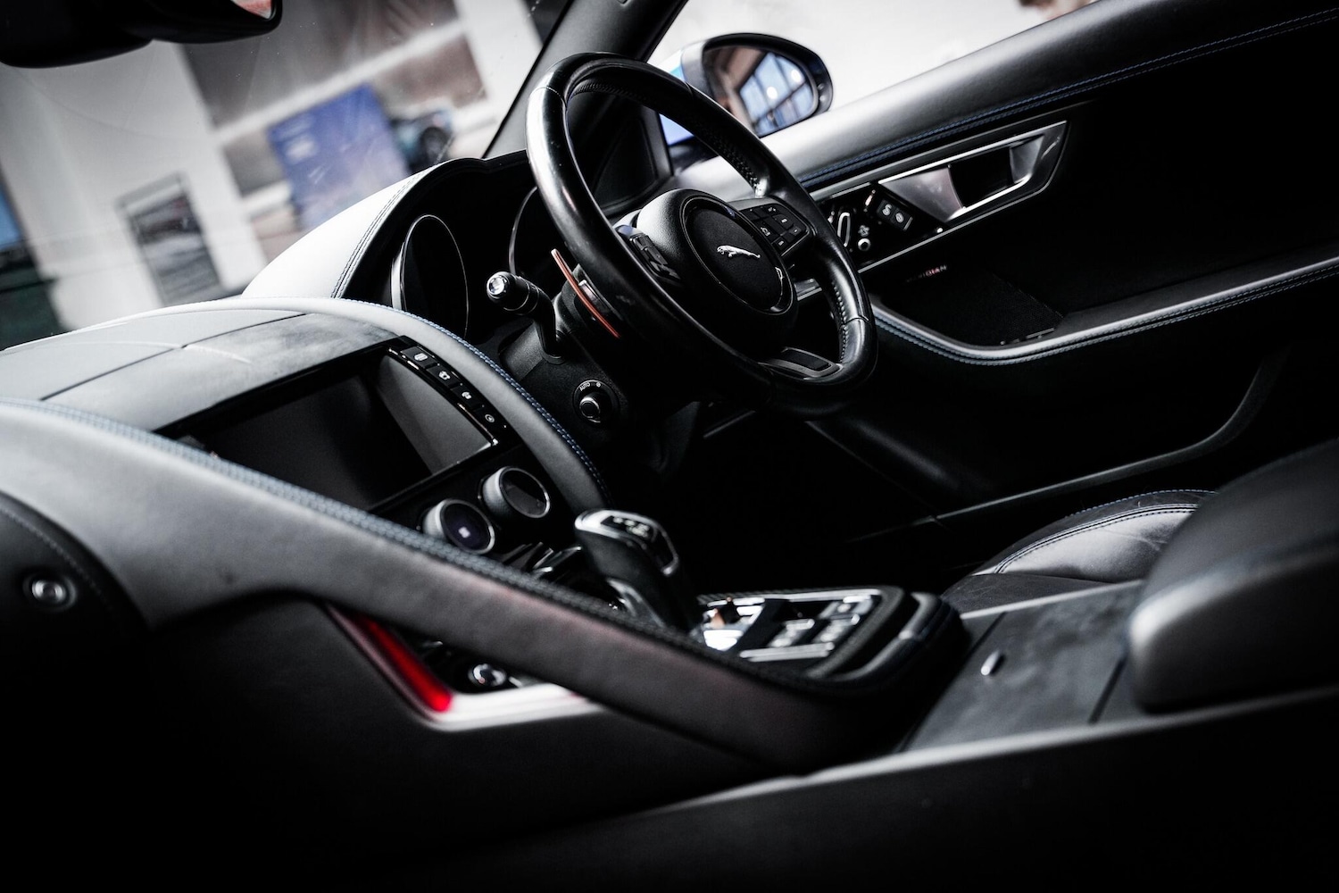 Used Jaguar F-Type 2016 for sale - 77386239: Photo 9