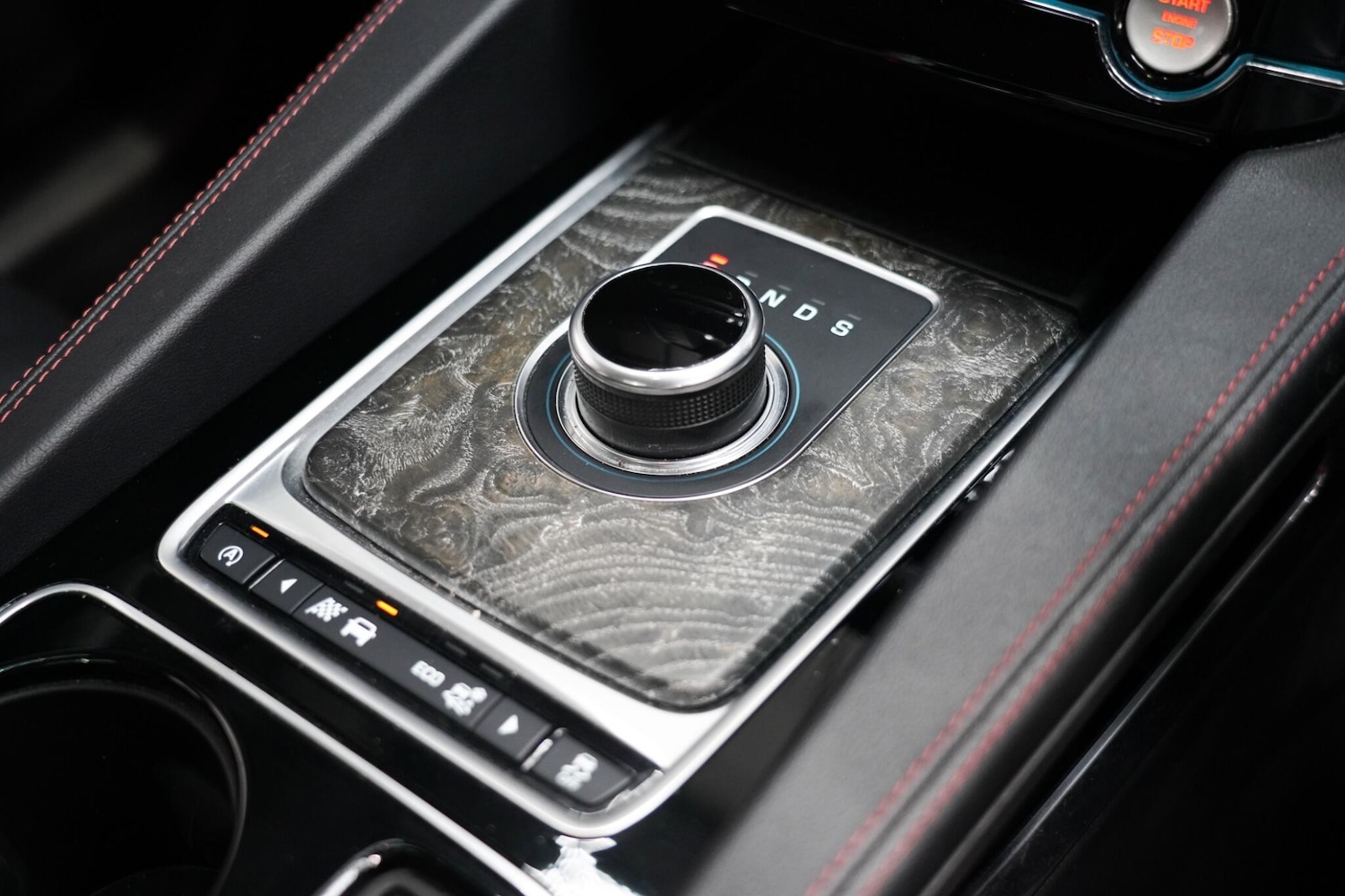 Used Jaguar F-Pace 2016 for sale - 76658372: Photo 21