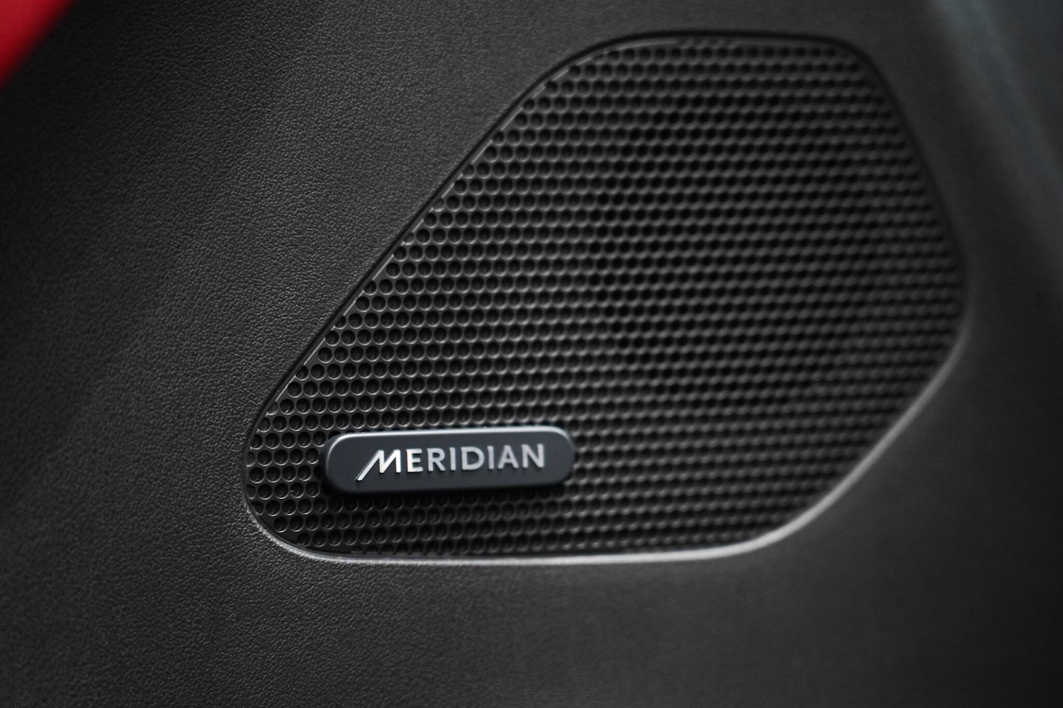 Used Jaguar F-Pace 2016 for sale - 76658372: Photo 24