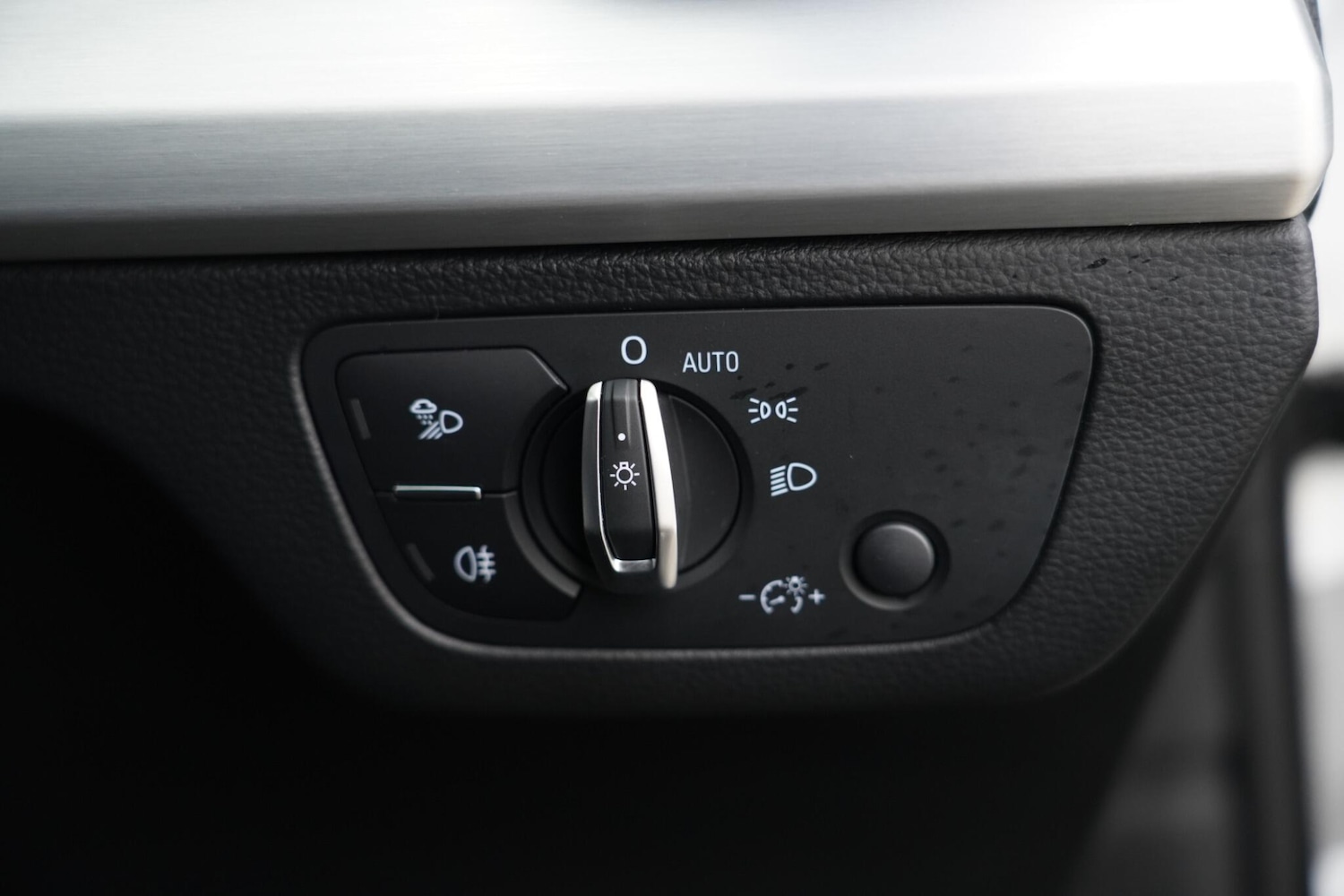 Used Audi Q5 2018 for sale - 76659400: Photo 27