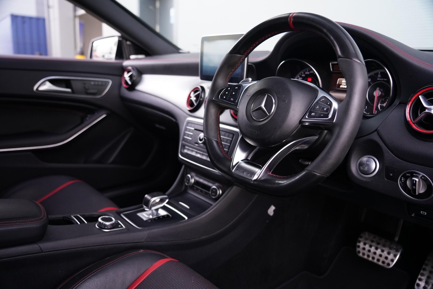 Used Mercedes-Benz CLA 2024 for sale - 77143420: Photo 2