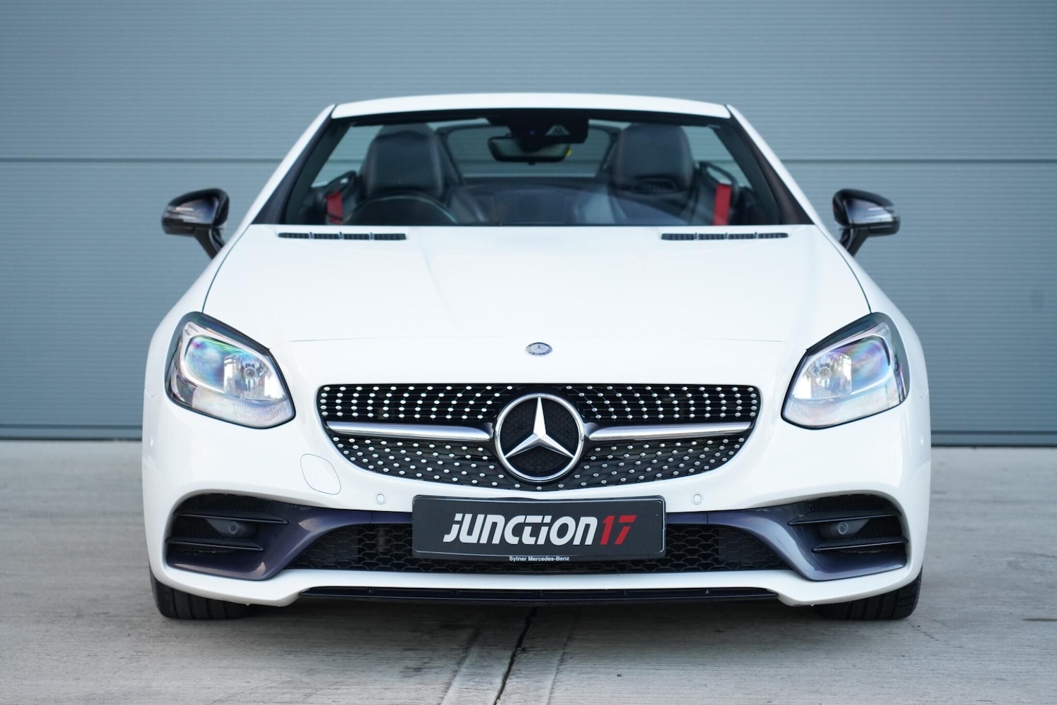 Used Mercedes-Benz SLC 2016 for sale - 77344490: Photo 4