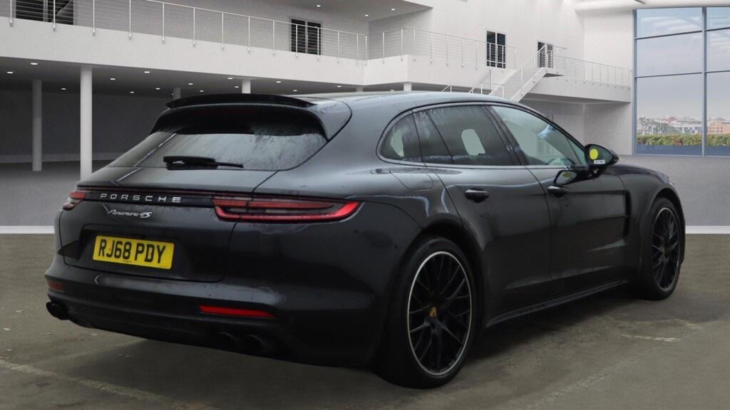 Used Porsche Panamera 2018 for sale - 77737118: Photo 4