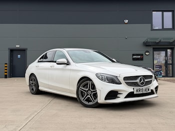 Used Mercedes-Benz C Class 2019 for sale - 77908674: Photo