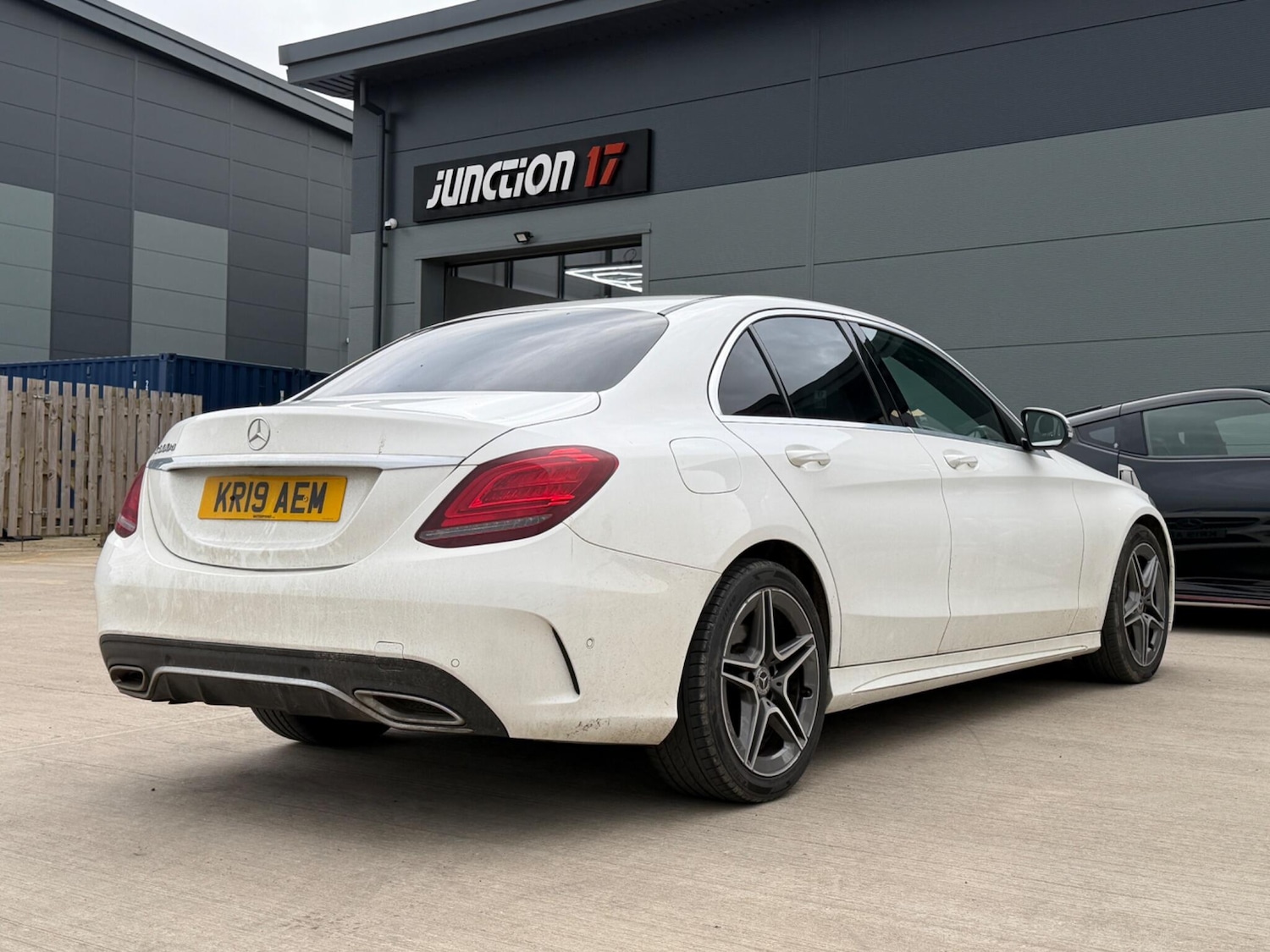 Used Mercedes-Benz C Class 2019 for sale - 77908674: Photo 3