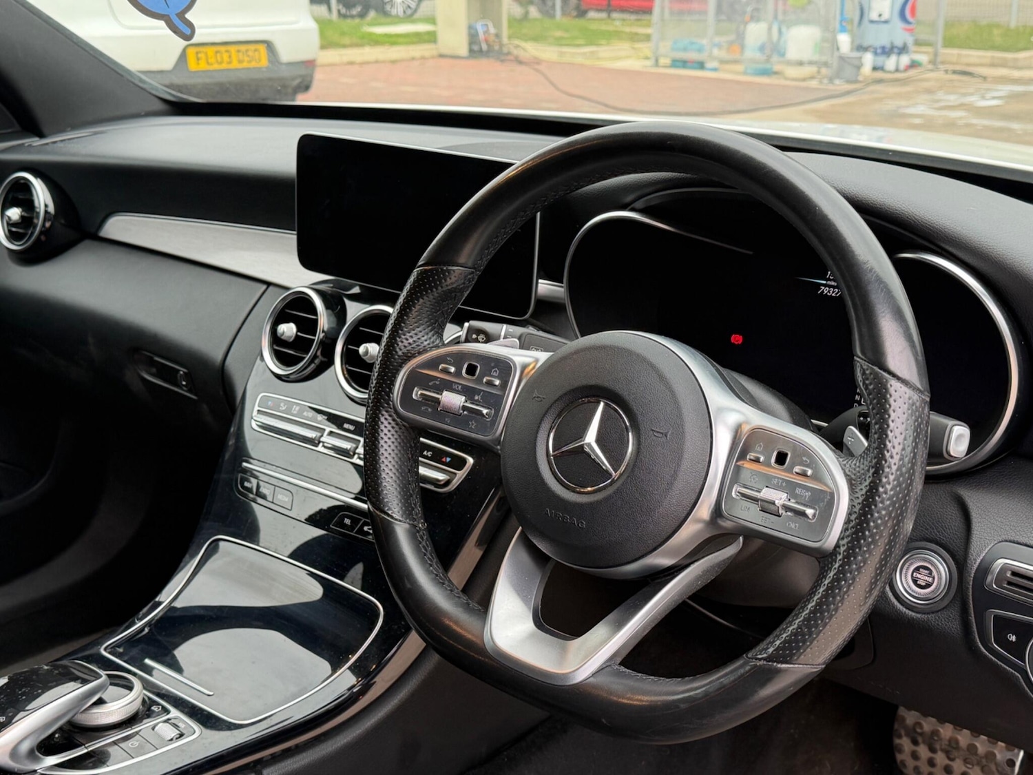 Used Mercedes-Benz C Class 2019 for sale - 77908674: Photo 4