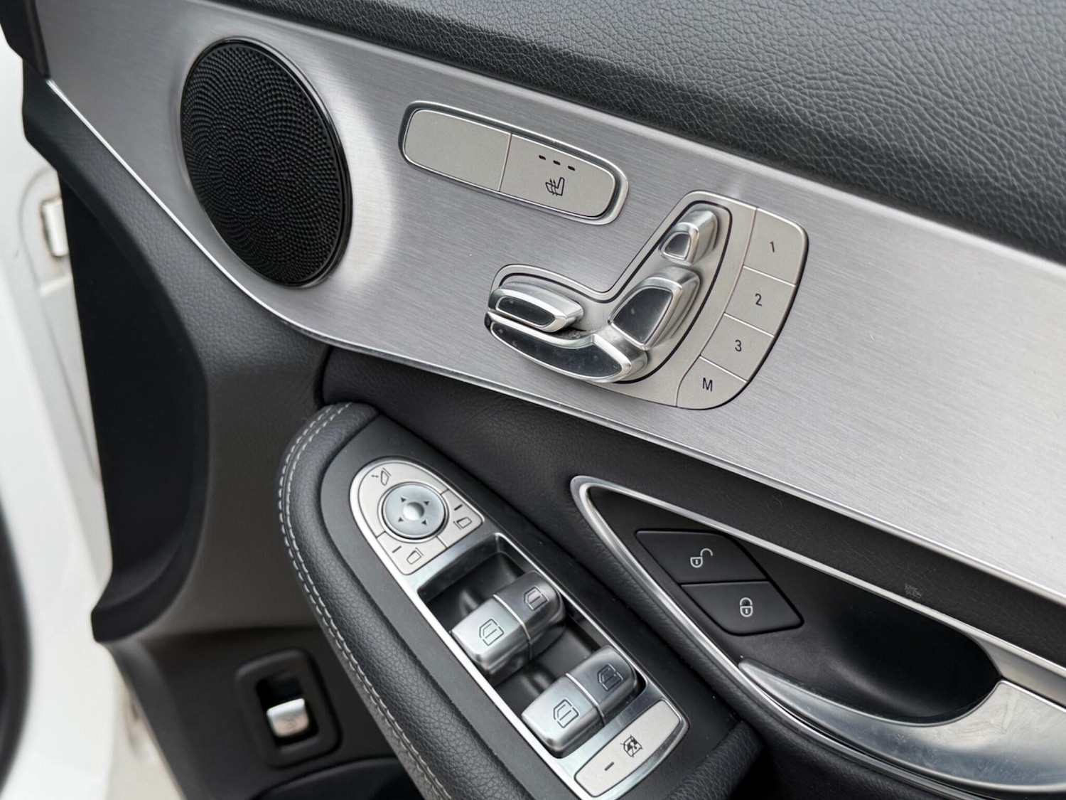 Used Mercedes-Benz C Class 2019 for sale - 77908674: Photo 5