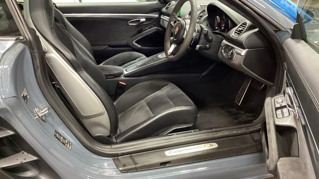 Used Porsche Cayman 2018 for sale - 77737225: Photo 9