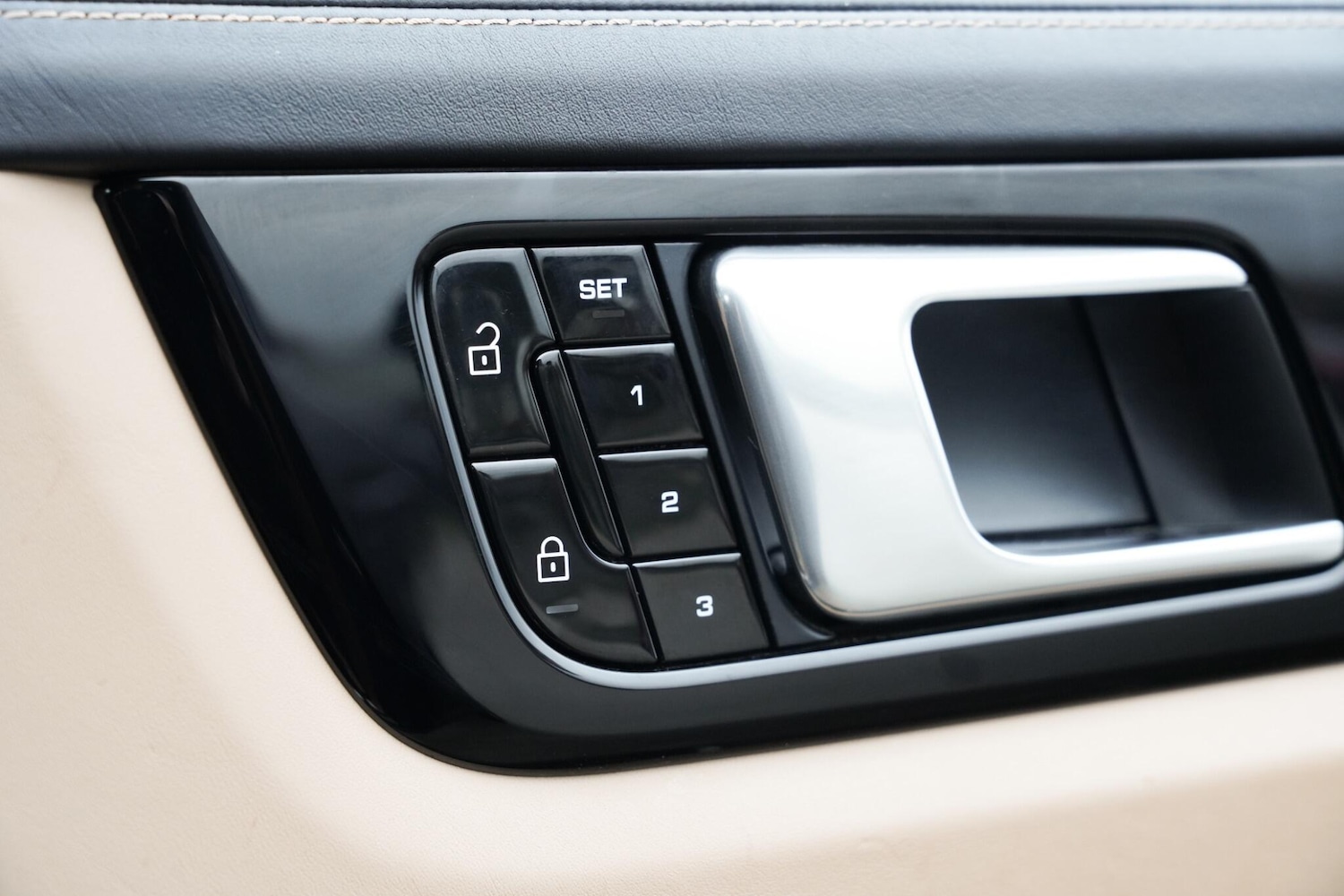 Used Porsche Cayenne 2019 for sale - 76801990: Photo 27