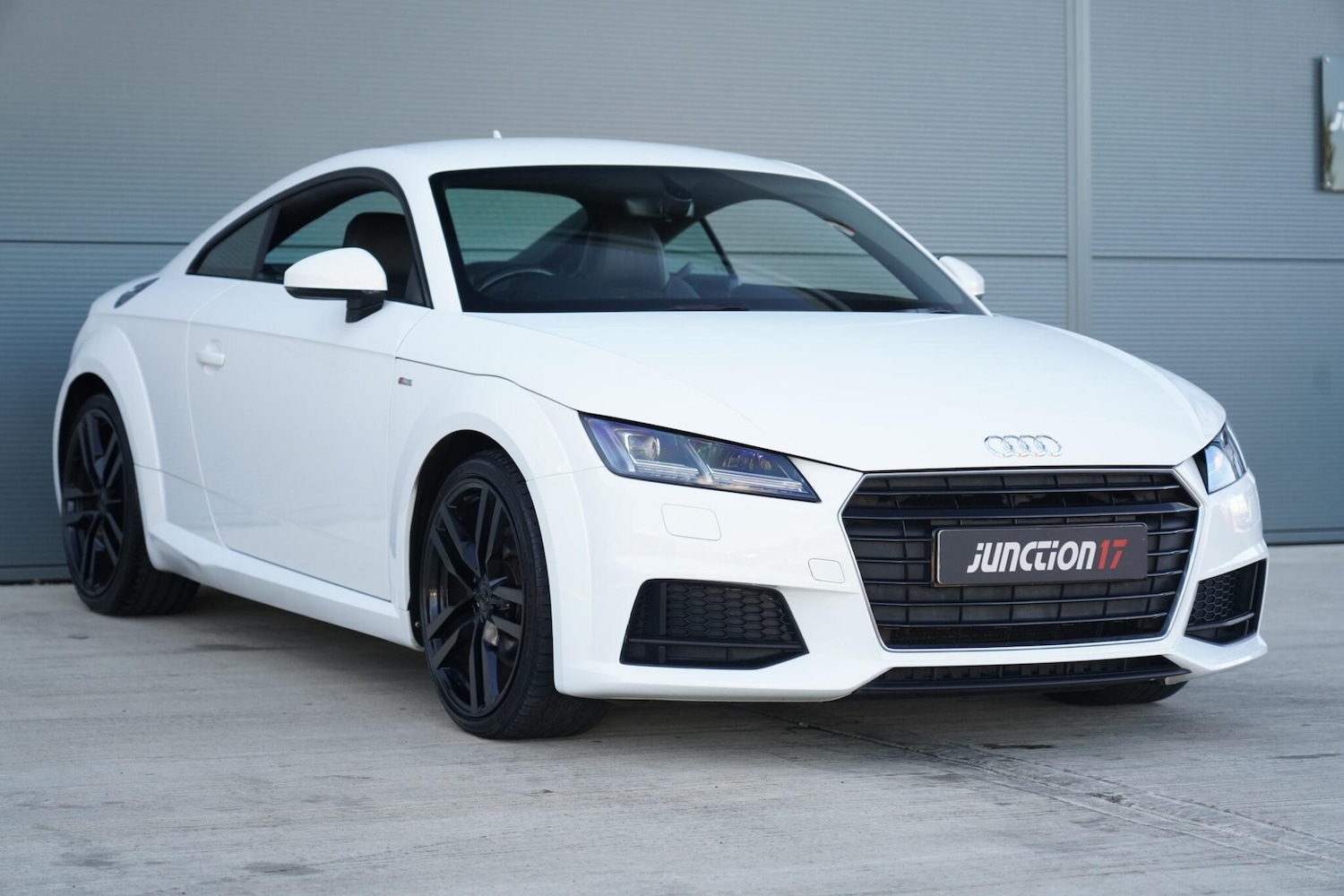 Used Audi TT 2016 for sale - 76657679: Photo 3