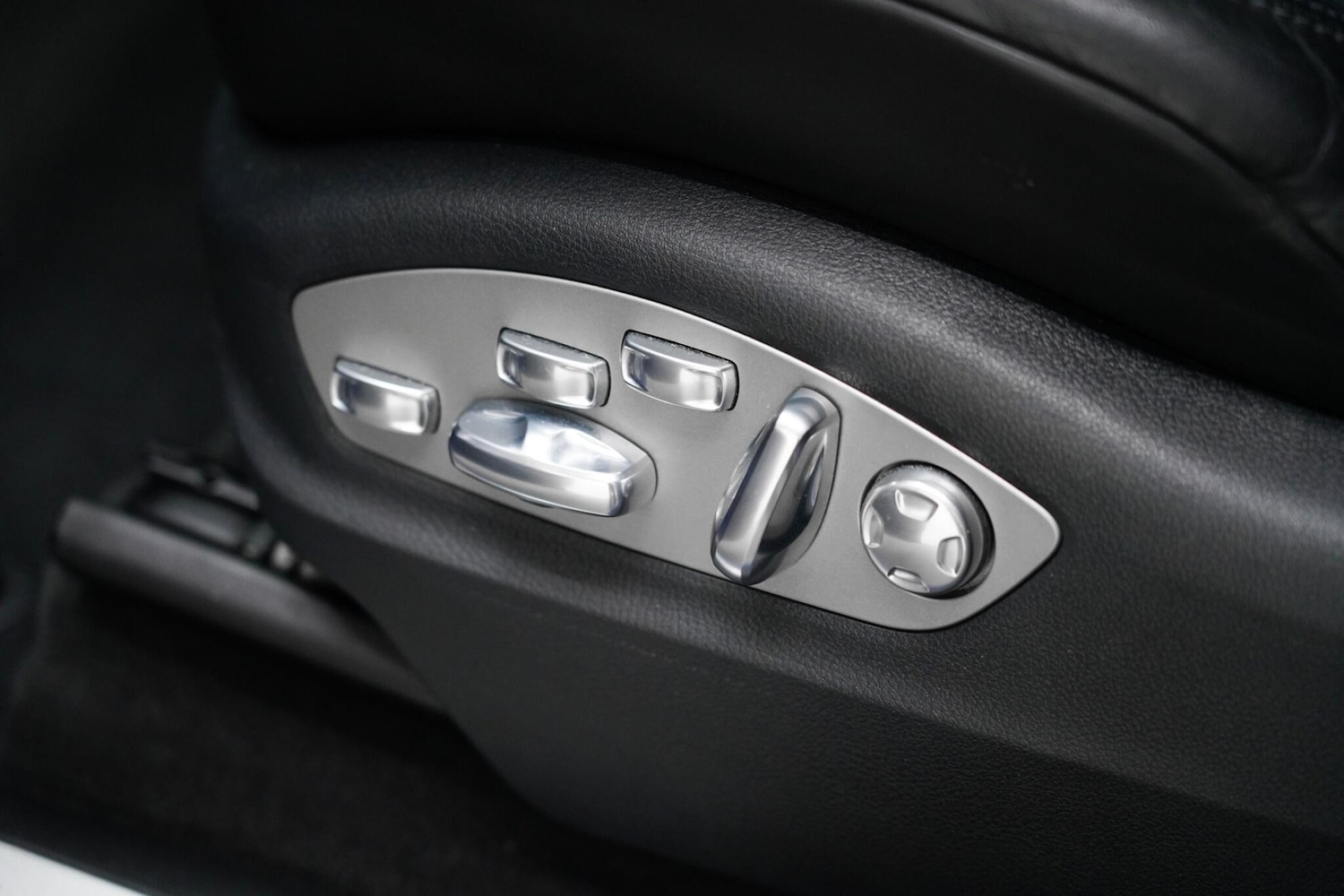 Used Porsche Macan for sale - 76658550: Photo 26