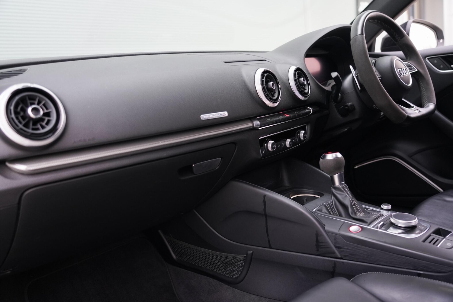 Used Porsche Macan 2016 for sale - 76658222: Photo 14