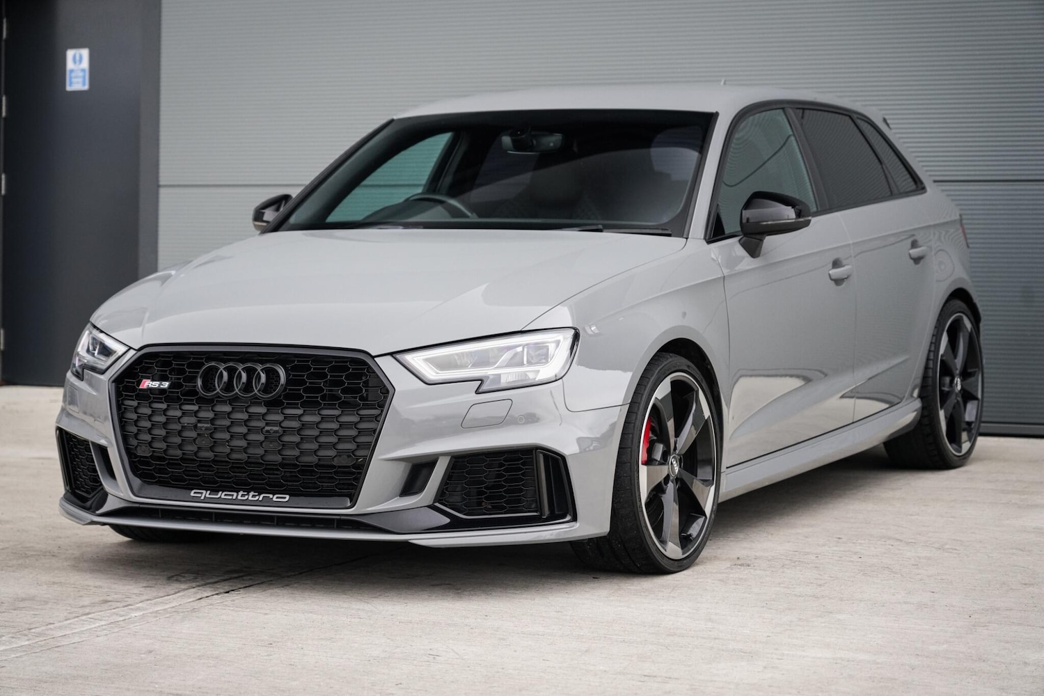 Used Porsche Macan 2016 for sale - 76658222: Photo 6