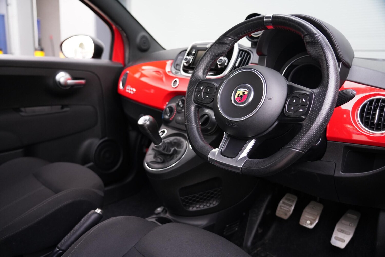 Used Abarth 595 2018 for sale - 77565144: Photo 2