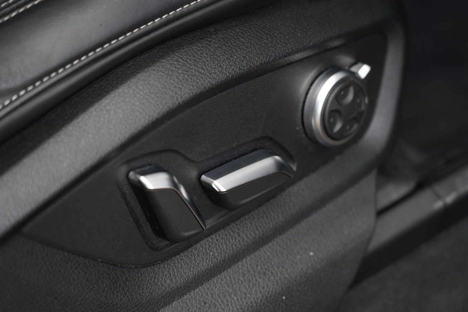 Used Audi SQ7 2018 for sale - 77351339: Photo 23