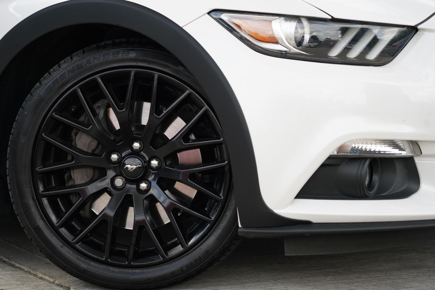 Used Ford Mustang 2018 for sale - 76659258: Photo 18