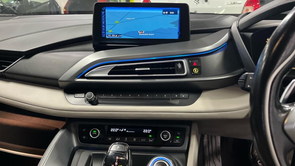 Used BMW i8 2017 for sale - 77671110: Photo 9