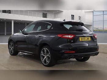 Used Maserati Levante 2019 for sale - 77783631: Photo
