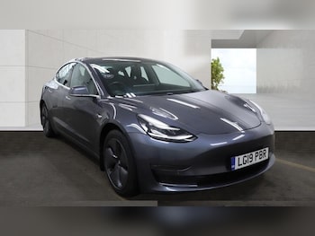 Used Tesla Model 3 2019 for sale - 78260855: Photo