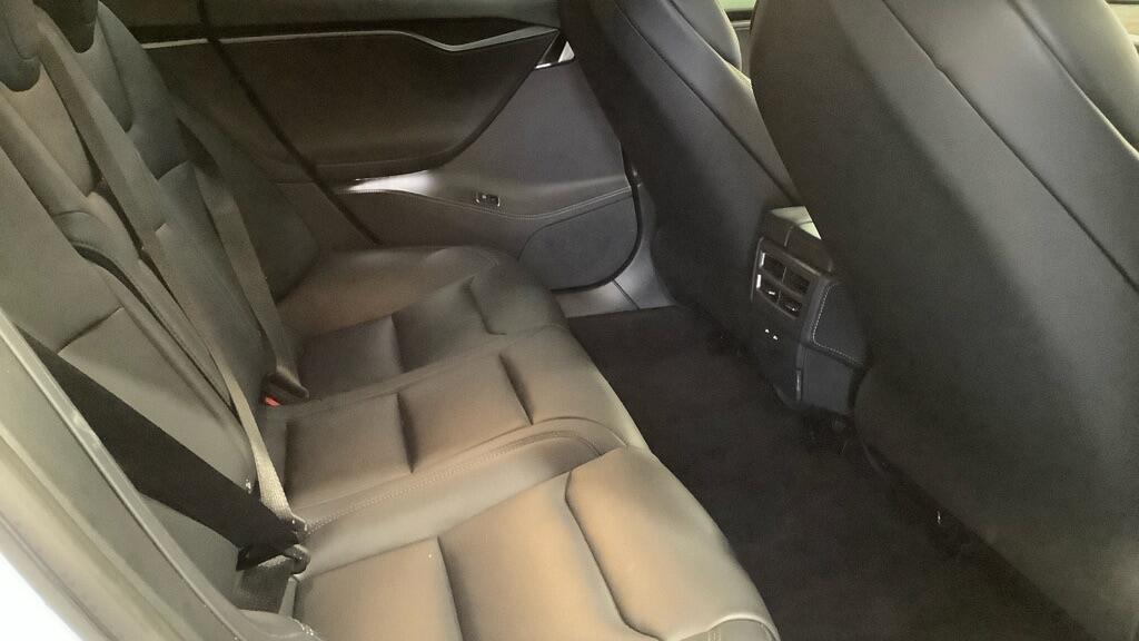 Used Tesla Model S 2019 for sale - 77387382: Photo 8