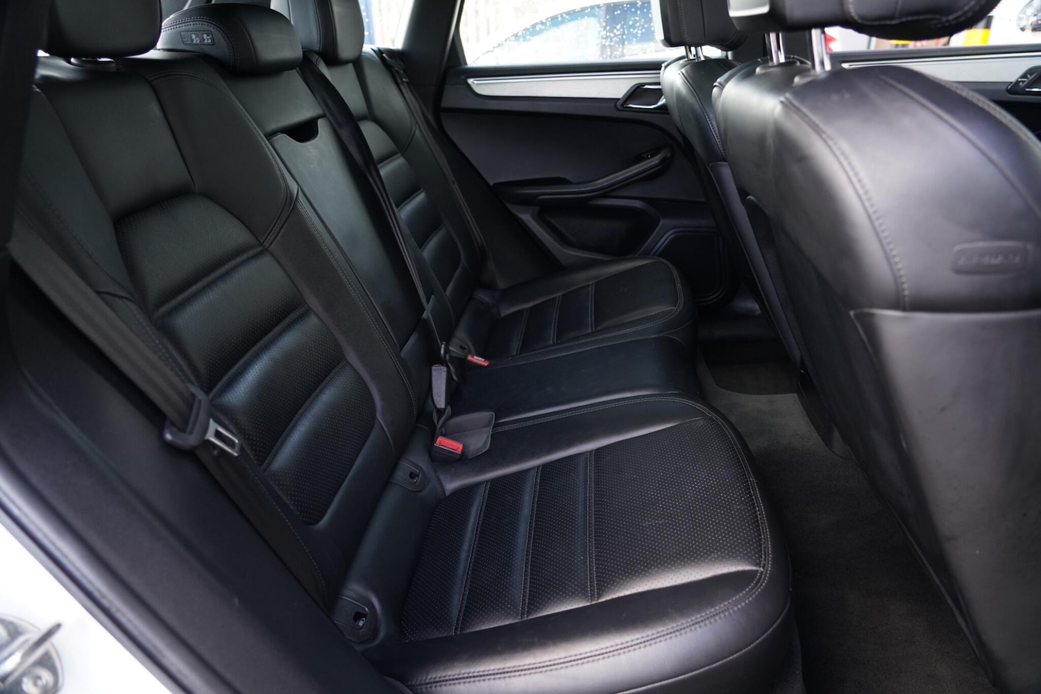 Used Porsche Macan 2015 for sale - 76659393: Photo 16