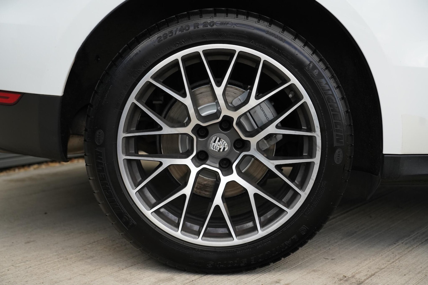 Used Porsche Macan 2015 for sale - 76659393: Photo 19